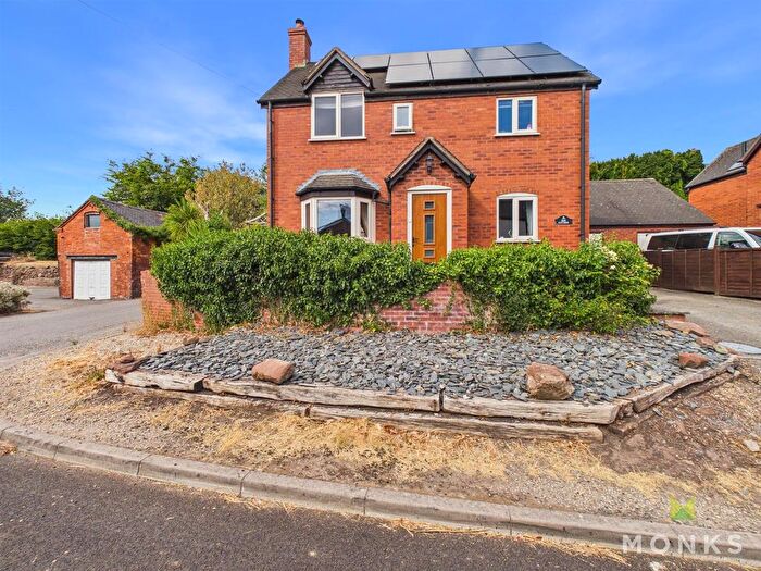 3 Bedroom Property For Sale In Stanton Upon Hine Heath, Shrewsbury, SY4