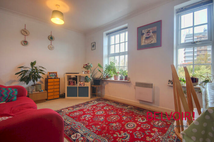 1 Bedroom Flat To Rent In Pillowell Drive, Grh (Gloucestershire Royal Hospital), Gloucester, GL1