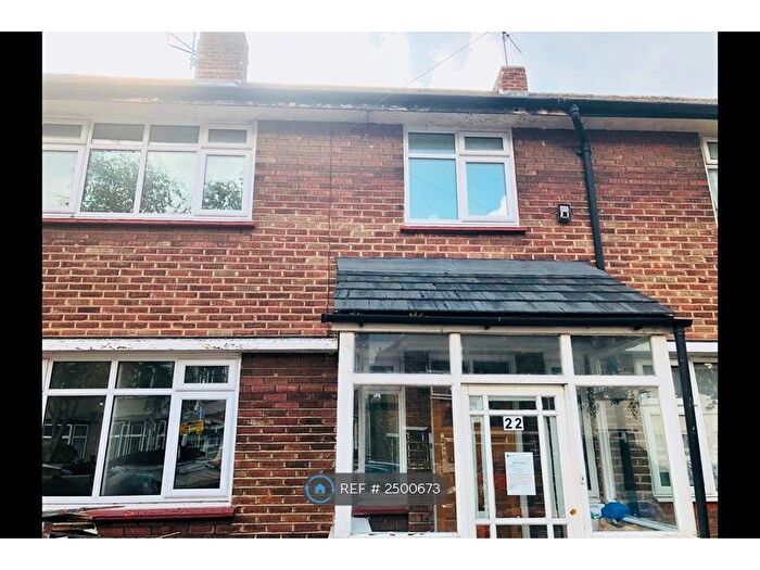 5 Bedroom Terraced House To Rent In Langdon Road, London, E6