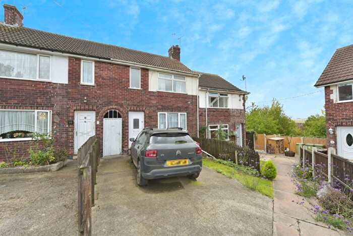 3 Bedroom Terraced House For Sale In Houfton Crescent, Bolsover, Chesterfield, S44