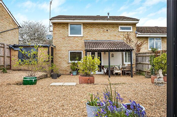 3 Bedroom Semi-Detached House For Sale In Clements Road, RG9