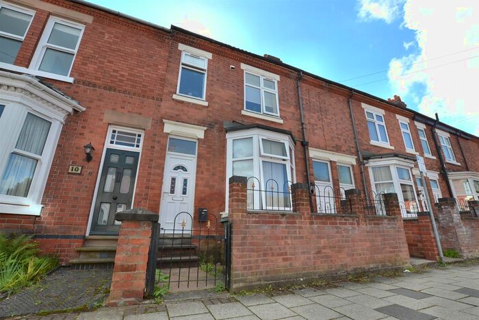 2 Bedroom Flat To Rent In Fearon Street, Loughborough, Leicestershire, LE11