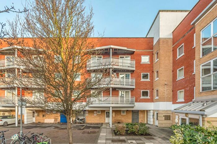 2 Bedroom Apartment To Rent In Bruford Court, Deptford, SE8