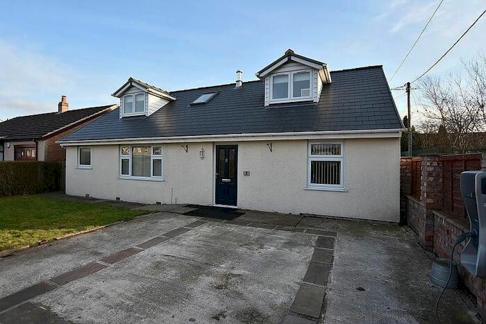 4 Bedroom Detached Bungalow To Rent In Barlow Road, Chapel-En-Le-Frith, High Peak, SK23