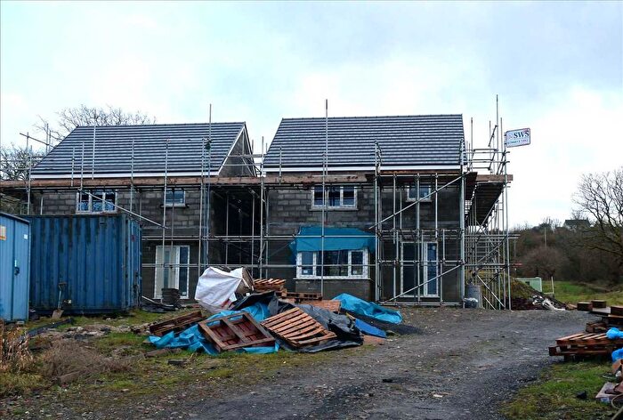 3 Bedroom Detached House For Sale In Bethesda Road, Tumble, Llanelli, SA14