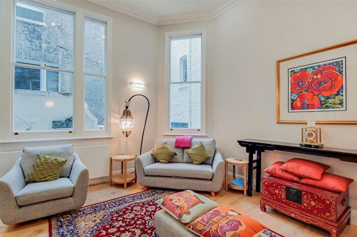 2 Bedroom Flat To Rent In Cornwall Gardens, London, SW7