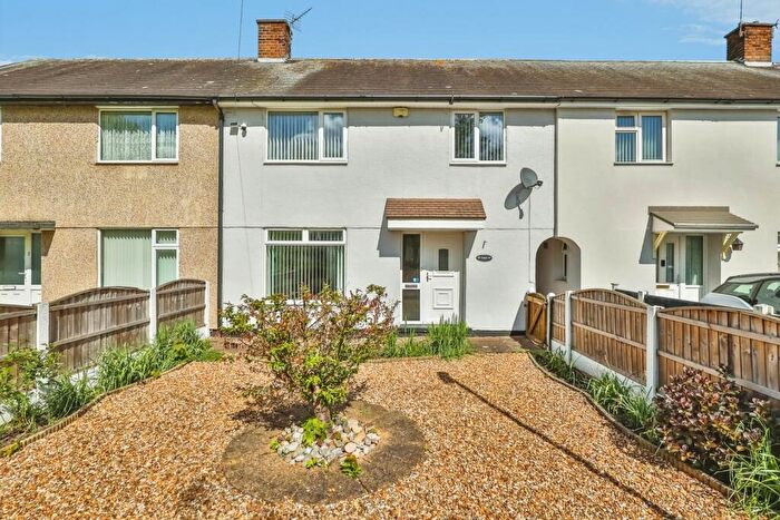 3 Bedroom Terraced House For Sale In Cliveden Green, Clifton, Nottingham, NG11