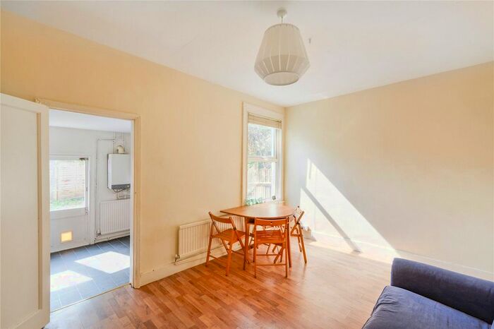 3 Bedroom Terraced House To Rent In Blackshaw Road, Tooting, SW17