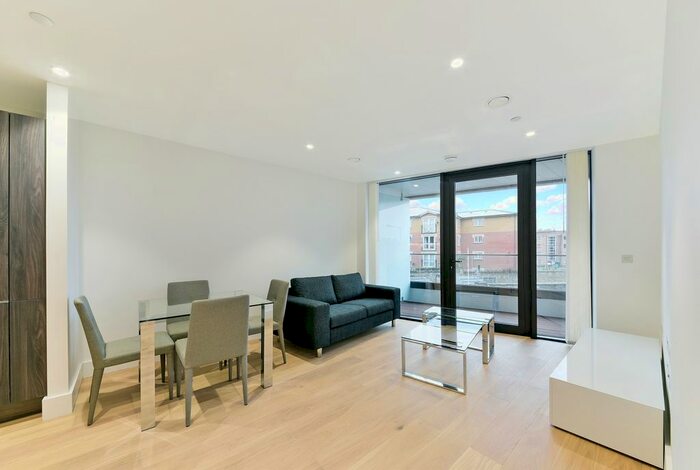 1 Bedroom Flat To Rent In Kingsland High Street, Dalston, London, E8