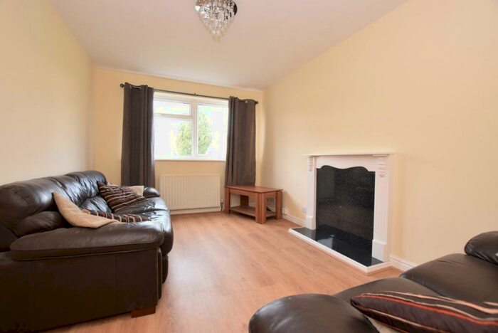 2 Bedroom Apartment To Rent In Station Road, Kippax, Leeds, West Yorkshire, LS25