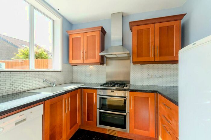 3 Bedroom Semi-Detached House To Rent In Seaforth Avenue, New Malden, KT3