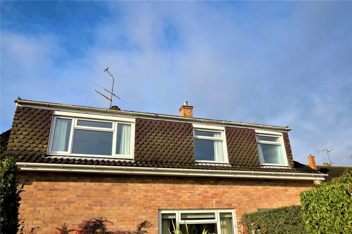 1 Bedroom Property To Rent In Milverton Crescent, Abington Vale, Northampton, NN3