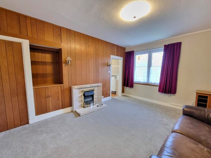 2 Bedroom Flat To Rent In Ruthrieston Circle, Ruthrieston, Aberdeen, AB10