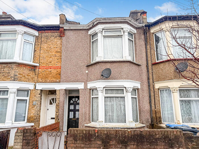 2 Bedroom Terraced House For Sale In Gordon Road, London, N9