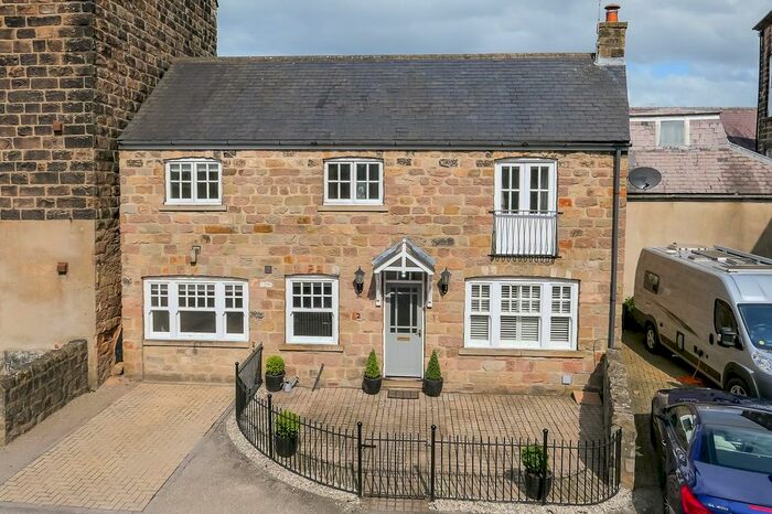 3 Bedroom Detached House To Rent In The Square, Harrogate, HG1