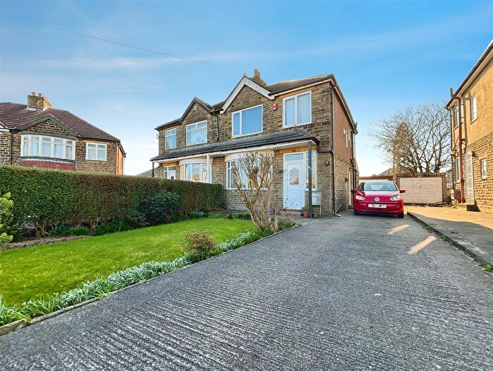 3 Bedroom Semi Detached House For Sale In Harbour Road, Wibsey, Bradford, BD6