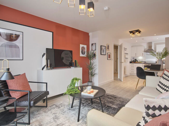 1 Bedroom Apartment For Sale In The Ridgeway, Enfield, EN2