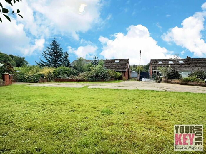 3 Bedroom Semi-Detached Bungalow For Sale In Canterbury Road, Chilham, Canterbury, Kent, CT4