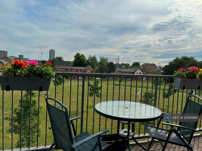 1 Bedroom Flat To Rent In Fisher Close, London, SE16