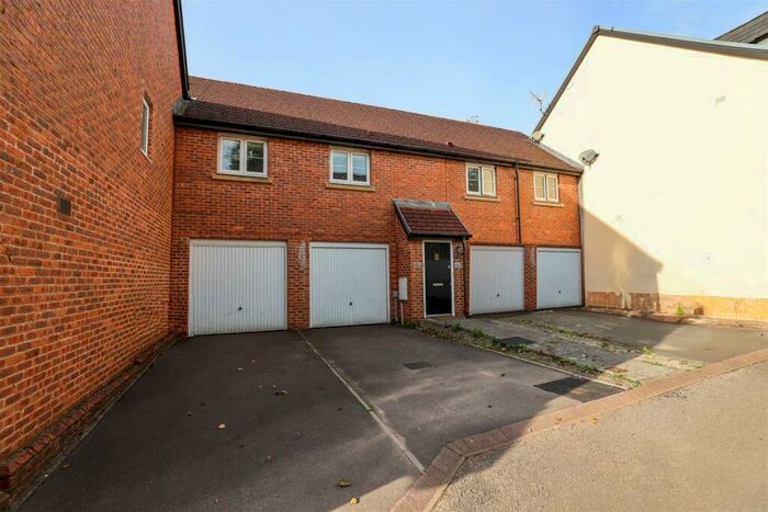 1 Bedroom Apartment To Rent In Whitworth Square, Cardiff, CF14