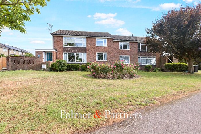 2 Bedroom Maisonette For Sale In Alyssum Walk, Greenstead, Colchester, Essex, CO4