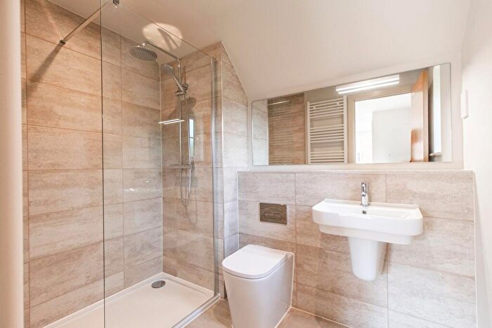 4 Bedroom Detached House For Sale In Bedrooms To Both Floors - Fabulous Corner Plot, NR20