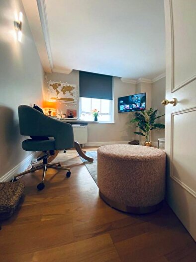 2 Bedroom Flat To Rent In John Adam Street, London, WC2N