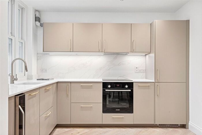 1 Bedroom Flat For Sale In Seymour Road, London, SW18