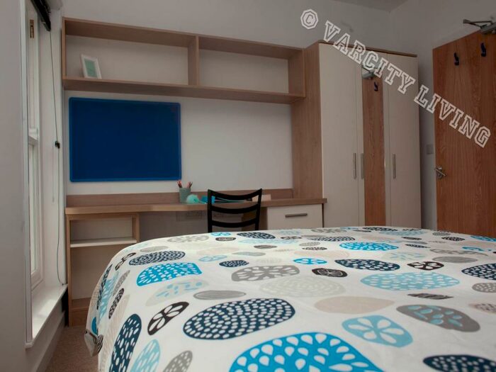 5 Bedroom House To Rent In Eldon Terrace, Bangor, Gwynedd, LL57