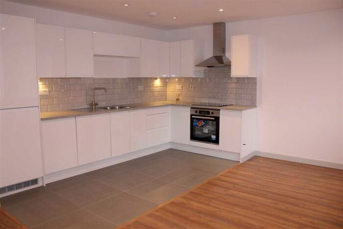 1 Bedroom Flat To Rent In - Trinity Road, Dudley, DY1