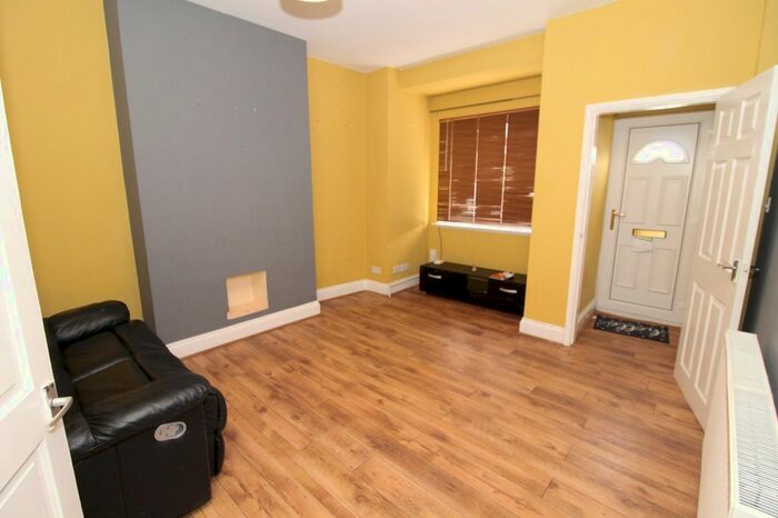 3 Bedroom Terraced House To Rent In Leicester Road, Warwickshire, CV12