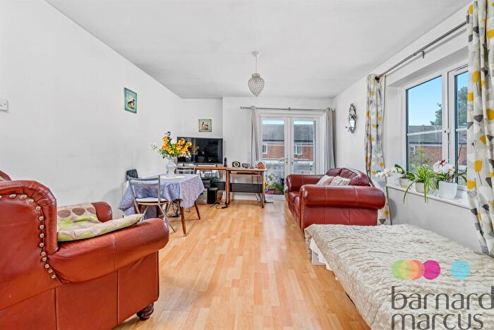 1 Bedroom Flat For Sale In Pageant Avenue, London, NW9