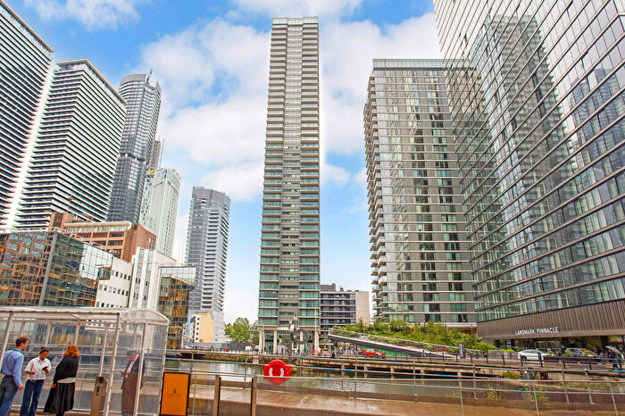 2 Bedroom Flat To Rent In Landmark East, London, E14