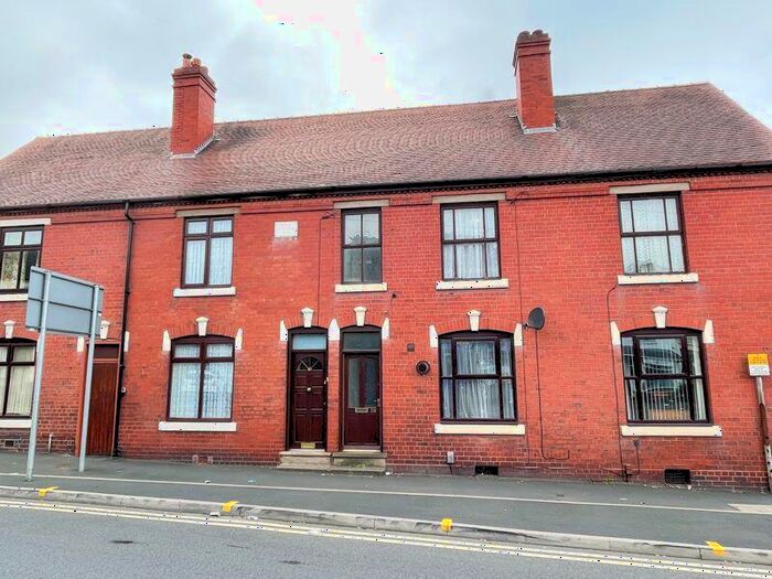 3 Bedroom Terraced House To Rent In High Oak, Brierley Hill, DY5