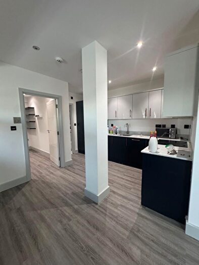 2 Bedroom Flat To Rent In London Road, Romford, RM7