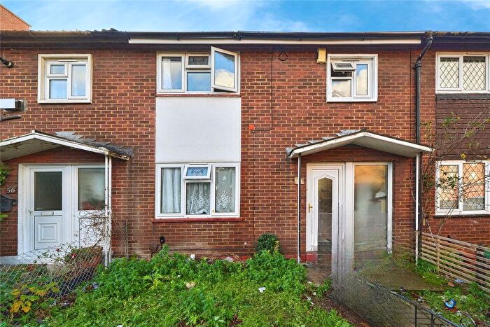 3 Bedroom Terraced House For Sale In Anne Street, London, E13