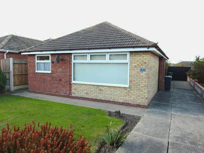 3 Bedroom Detached Bungalow To Rent In Hadleigh Drive, Lowestoft, NR32
