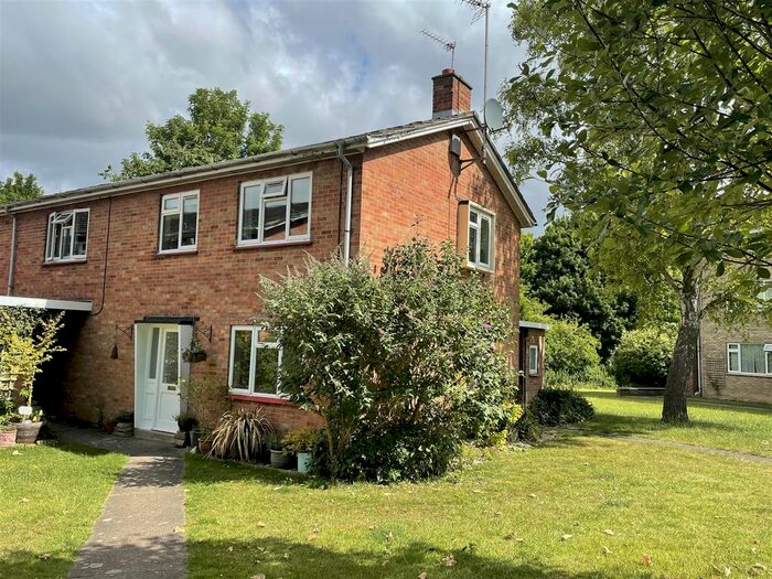 2 Bedroom Flat To Rent In New Road, Exning, Newmarket, CB8