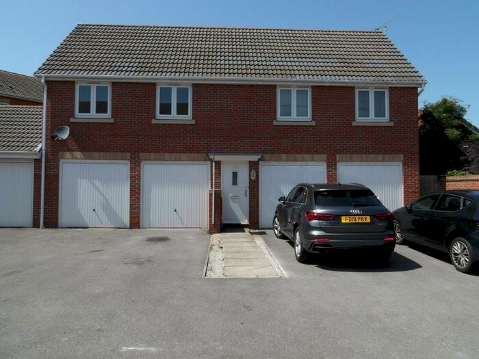 2 Bedroom House To Rent In Caspian Drive, Derby, DE24
