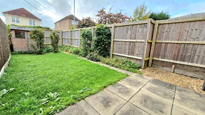 2 Bedroom End Of Terrace House For Sale In Drift Avenue, Stamford, PE9