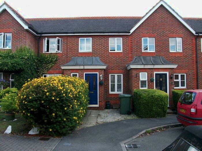 2 Bedroom Terraced House To Rent In Two Bed House With Garage, OX11