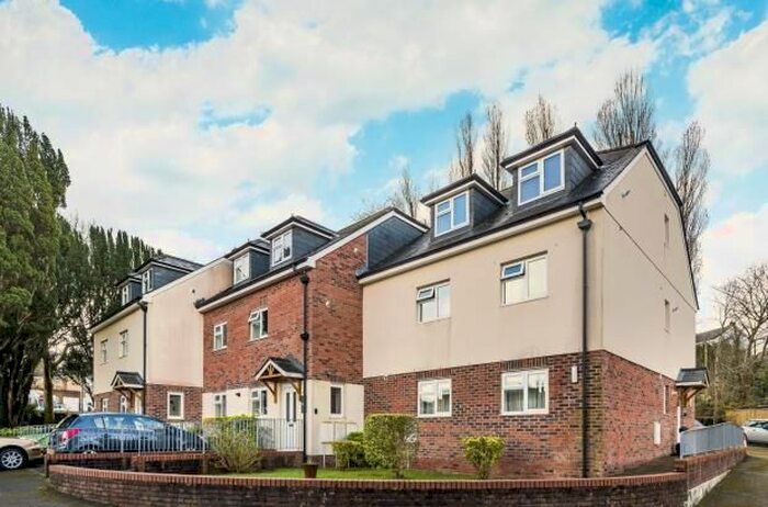 2 Bedroom Flat For Sale In Holland Road, Plymstock, Plymouth, Devon, PL9