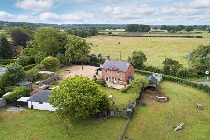 4 Bedroom Detached House For Sale In Fordingbridge - Equestrian/Commercial, SP6