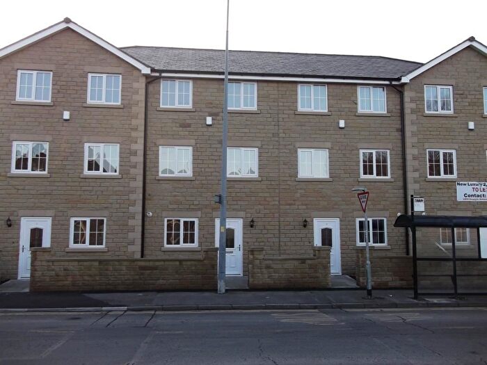 4 Bedroom Town House To Rent In Maya Gardens, Accrington, BB5