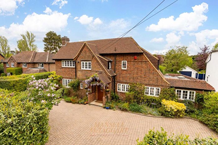 4 Bedroom Detached House For Sale In Rusper Road, Ifield, RH11
