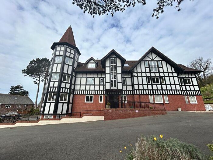 2 Bedroom Flat For Sale In Bryn Y Bia Road, Craigside, LL30