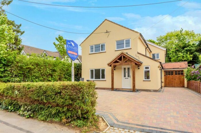 5 Bedroom Detached House To Rent In College Road, College Town, Sandhurst, Berkshire, GU47