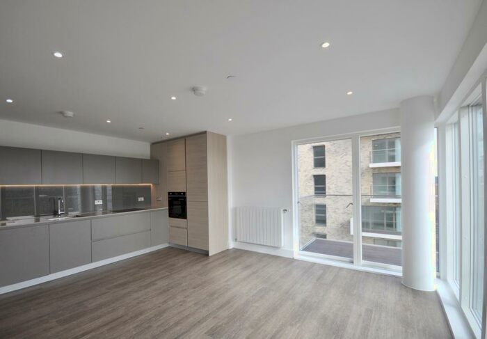 2 Bedroom Flat To Rent In Larkin House, Kidbrooke Village, SE3