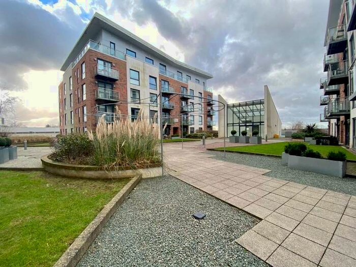 2 Bedroom Apartment To Rent In Longfield Centre, Prestwich, Manchester, M25