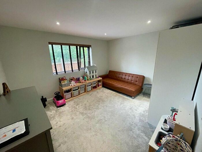 4 Bedroom Detached Bungalow For Sale In The Nest, Pondersbridge, PE26